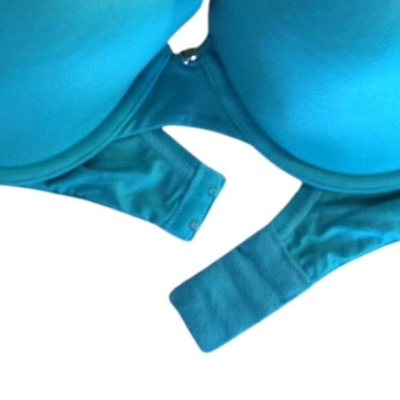 Victoria's Secret 2011 Teal Lined Smooth Demi Bra Size 38C - Picture 8 of 10